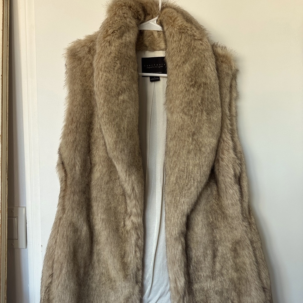 SANCTUARY Hollywood Faux Fur Vest in Fox